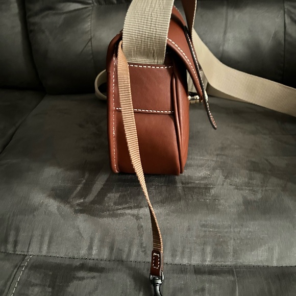 Dooney & Bourke Tan Leather Crossbody Bag with Adjustable Strapl - Picture 7 of 12